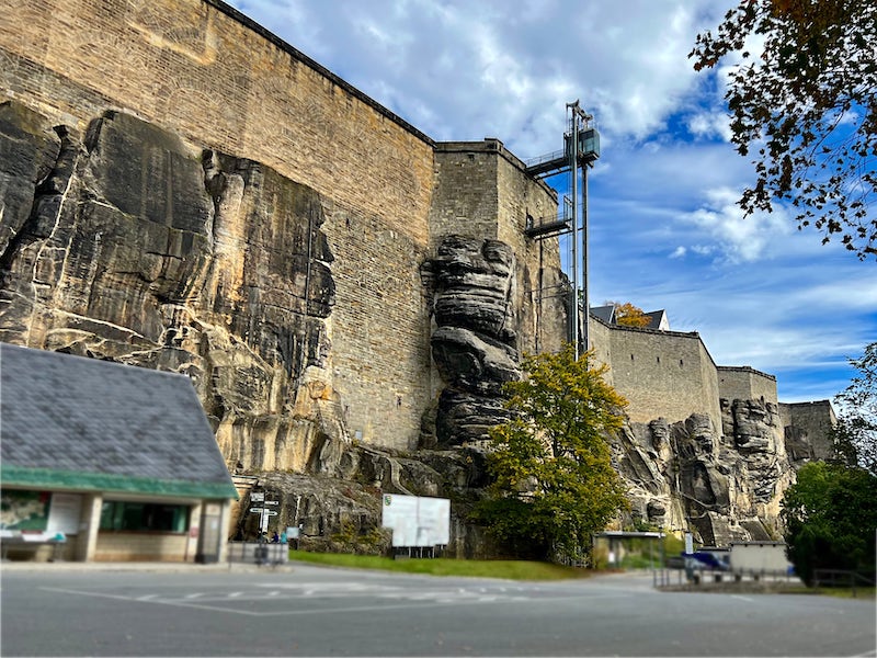 Фото: Стены крепости Кёнигштайн, Саксонская Швейцария
